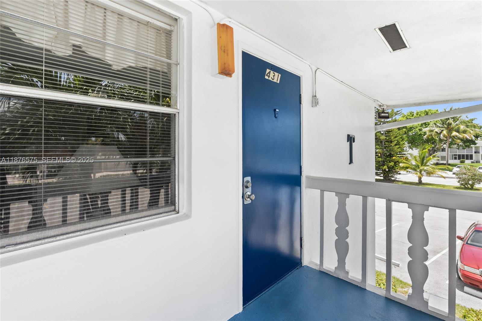 431 Markham South, Unit 431 Deerfield Beach, FL 33442 - Photo 2 of 30