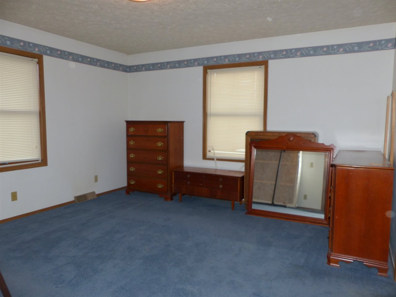 29155 Quinn Road North Liberty, IN 46554 - Photo 14 of 36