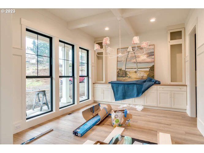 24835 Southwest Mountain Road West Linn, OR 97068 - Photo 11 of 32 Gallery Image 11