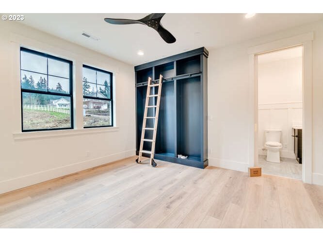 24835 Southwest Mountain Road West Linn, OR 97068 - Photo 21 of 32 Gallery Image 21