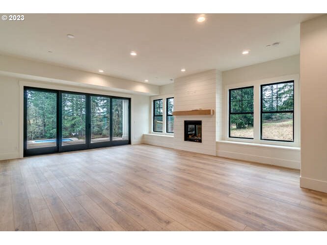 24835 Southwest Mountain Road West Linn, OR 97068 - Photo 27 of 32 Gallery Image 27