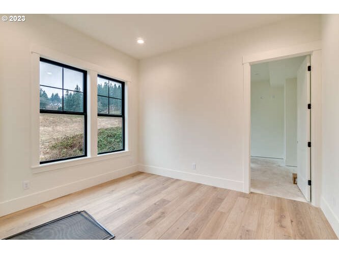 24835 Southwest Mountain Road West Linn, OR 97068 - Photo 29 of 32 Gallery Image 29
