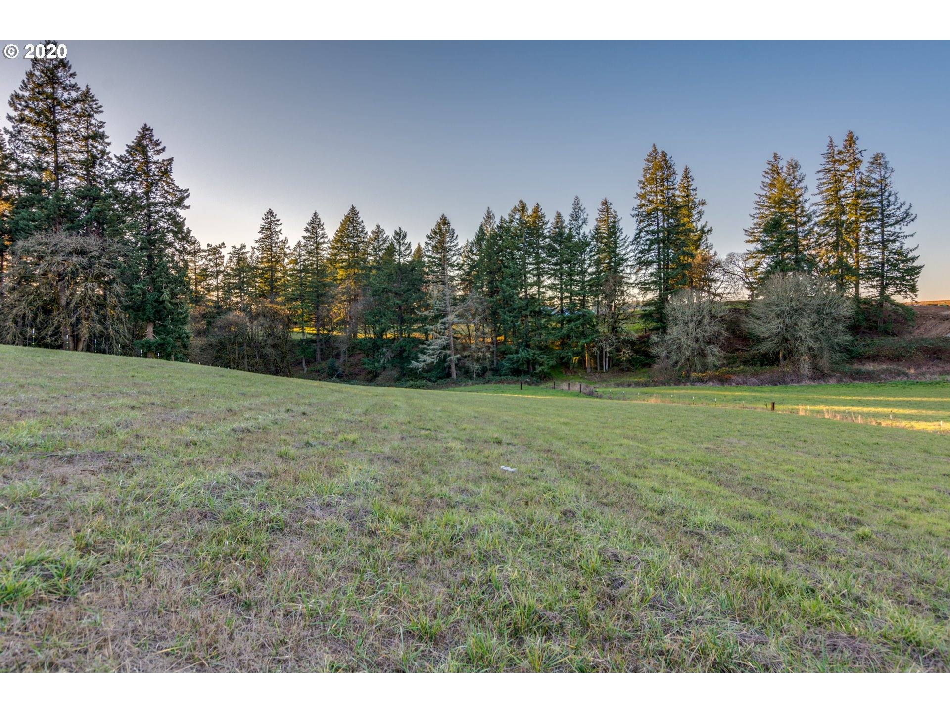24835 Southwest Mountain Road West Linn, OR 97068 - Photo 7 of 32 Gallery Image 7