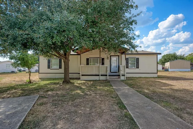 $1,490 | 187 Horseshoe Bend Road, San Marcos, TX 78666