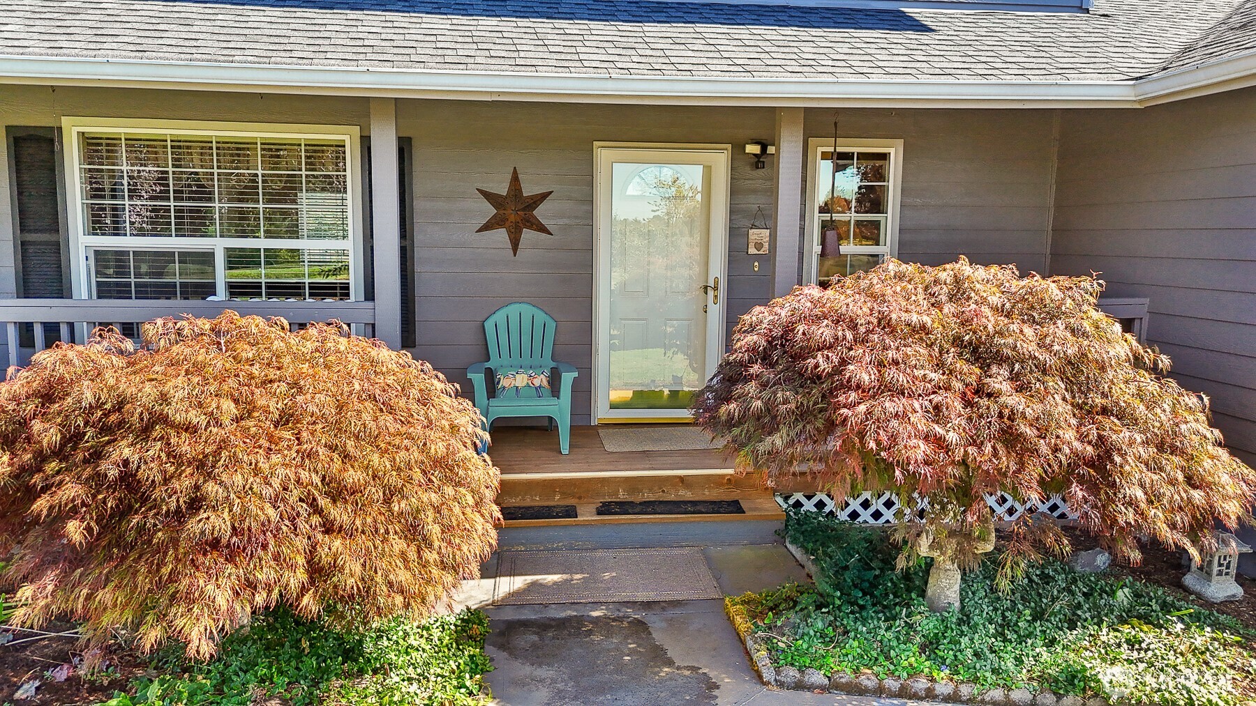 14134 Morris Road Southeast Yelm, WA 98597 - Photo 5 of 39 Gallery Image 5