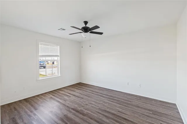 $2,000 | 1903 East Tank Farm Road, Lake Charles, LA 70607