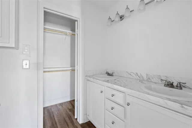 $2,000 | 1903 East Tank Farm Road, Lake Charles, LA 70607