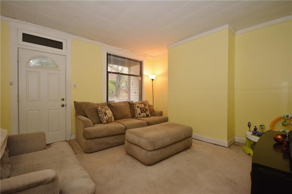 16 Spring Extension Pittsburgh, PA 15223 - Photo 4 of 20