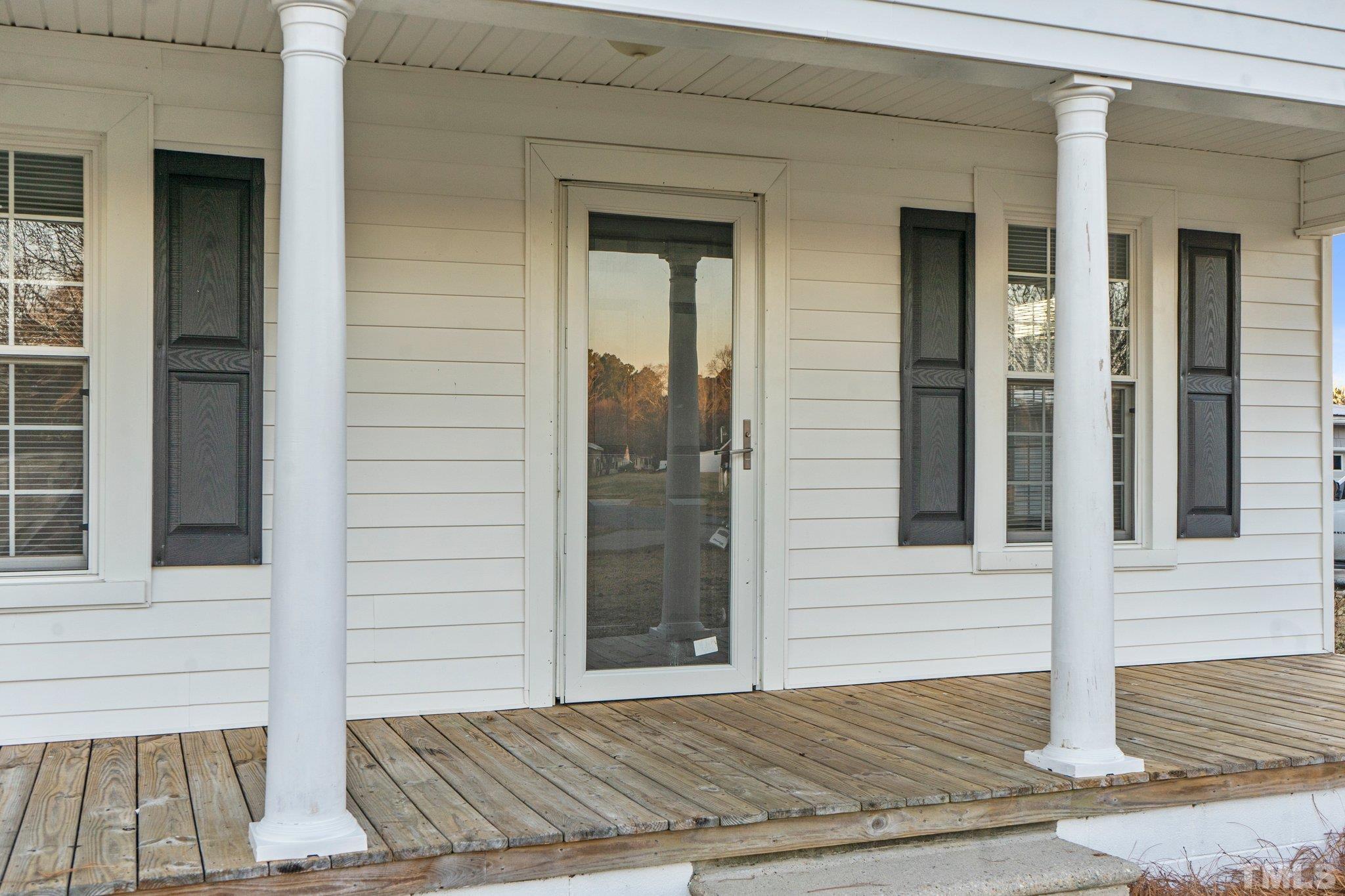 310 Lucas Road Dunn, NC 28334 - Photo 10 of 30 Gallery Image 10