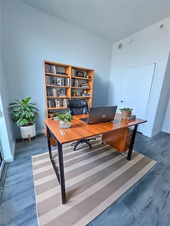 $5,600 | 1900 North Bayshore Drive, Unit 4112, Miami, FL 33132