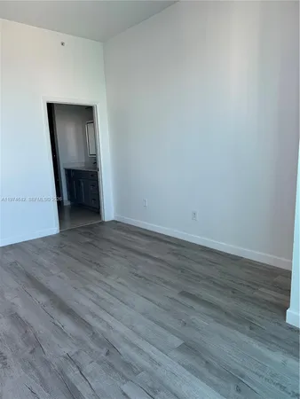 $5,600 | 1900 North Bayshore Drive, Unit 4112, Miami, FL 33132