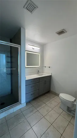 $5,600 | 1900 North Bayshore Drive, Unit 4112, Miami, FL 33132