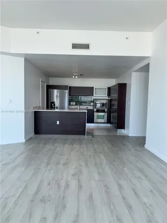 $5,600 | 1900 North Bayshore Drive, Unit 4112, Miami, FL 33132