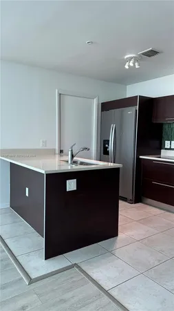 $5,600 | 1900 North Bayshore Drive, Unit 4112, Miami, FL 33132