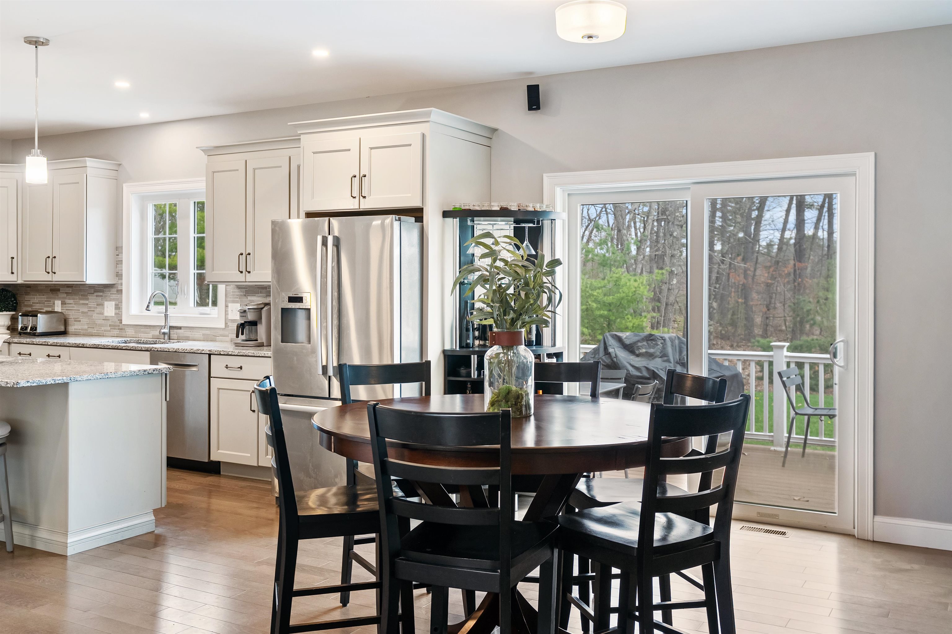 44 Sheffield Street Windham, NH 03087 - Photo 5 of 40