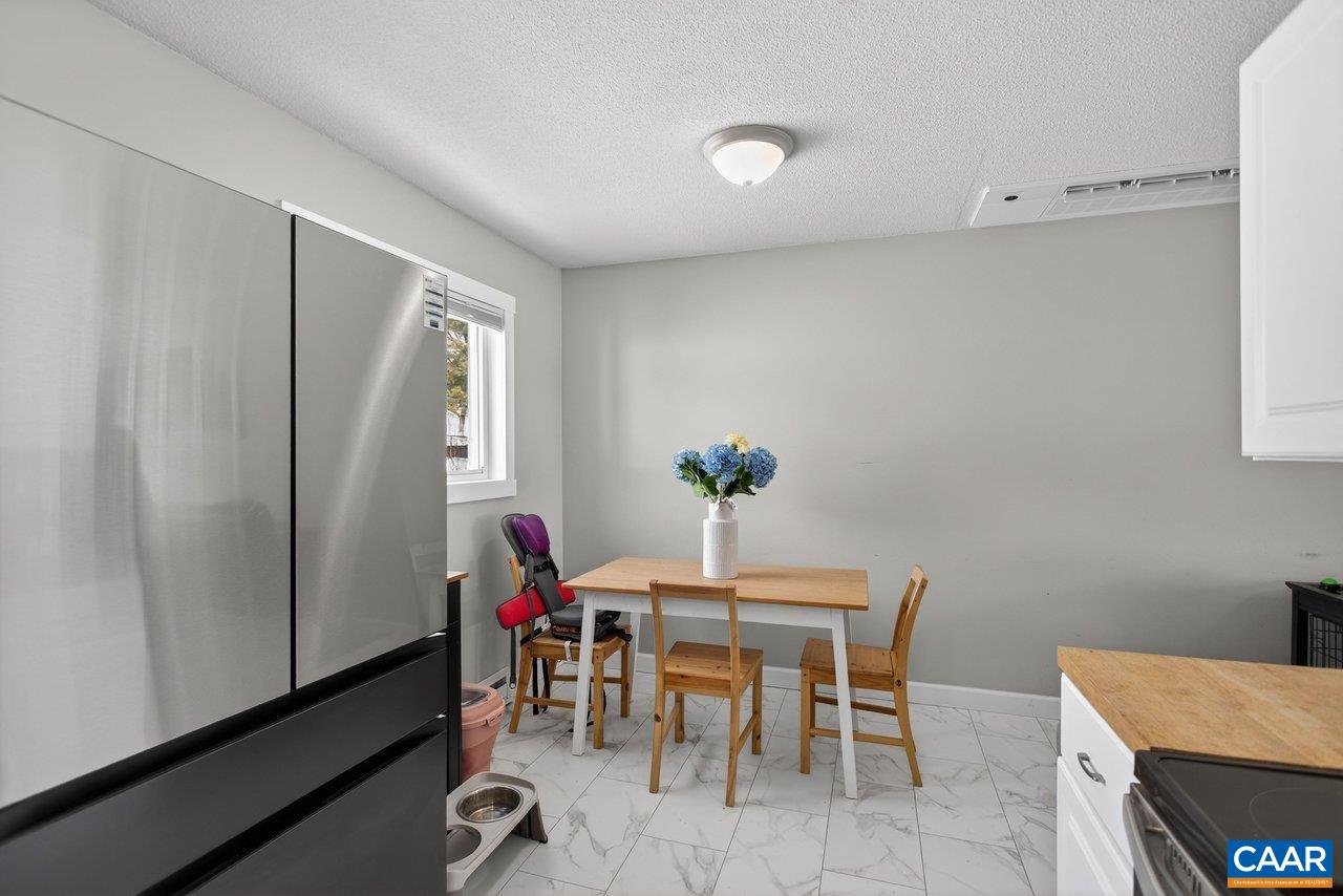 273 East Riverside Drive Timberville, VA 22853 - Photo 13 of 33