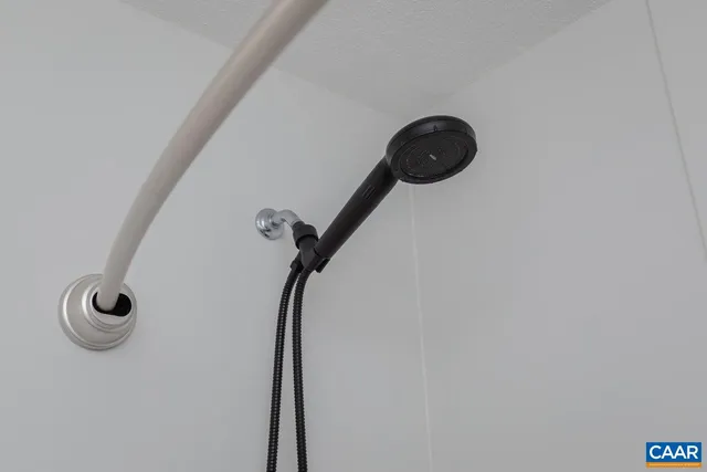 $249,900 | 273 East Riverside Drive, Timberville, VA 22853