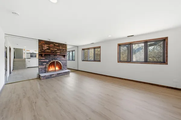 $245,900 | 831 Violet Lane, Matteson, IL 60443