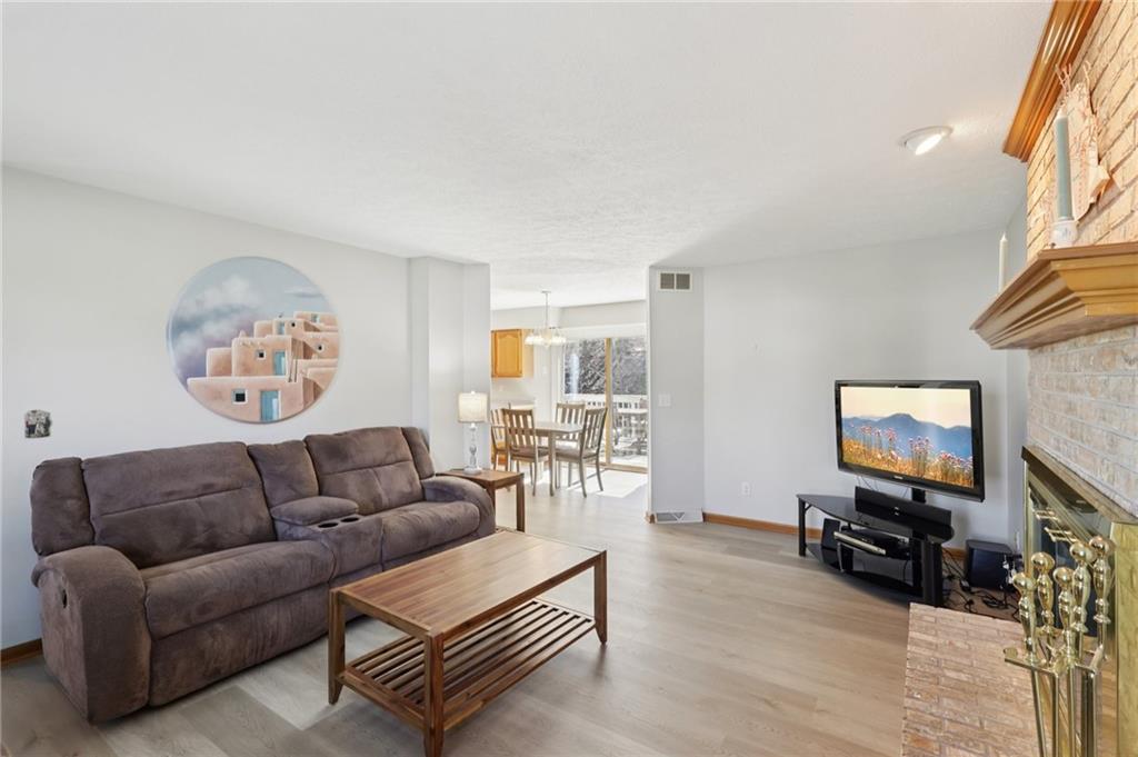 365 Cobblestone Circle McKees Rocks, PA 15136 - Photo 15 of 44