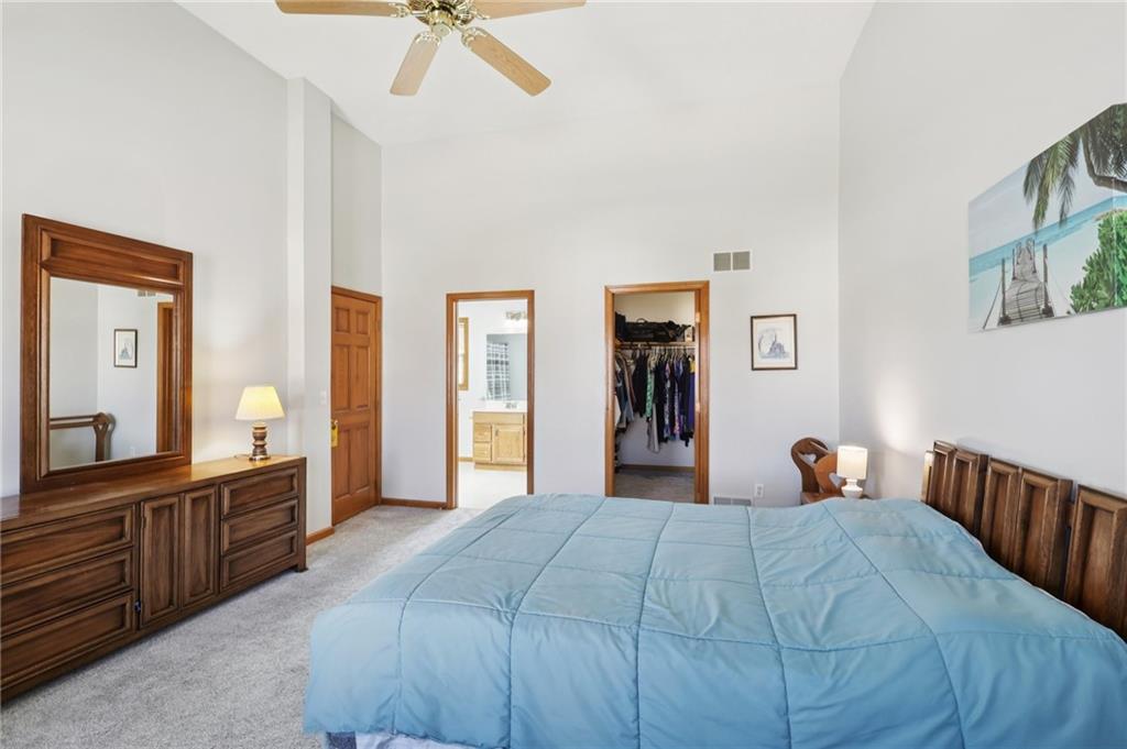 365 Cobblestone Circle McKees Rocks, PA 15136 - Photo 22 of 44