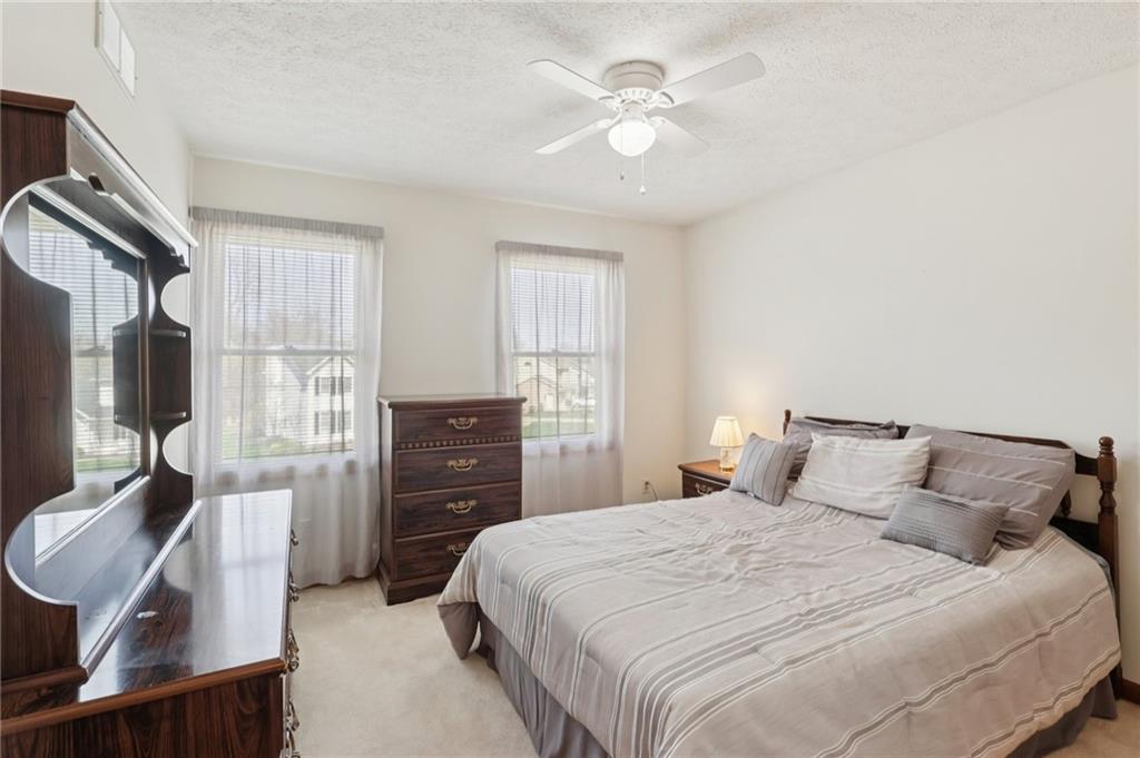 365 Cobblestone Circle McKees Rocks, PA 15136 - Photo 25 of 44