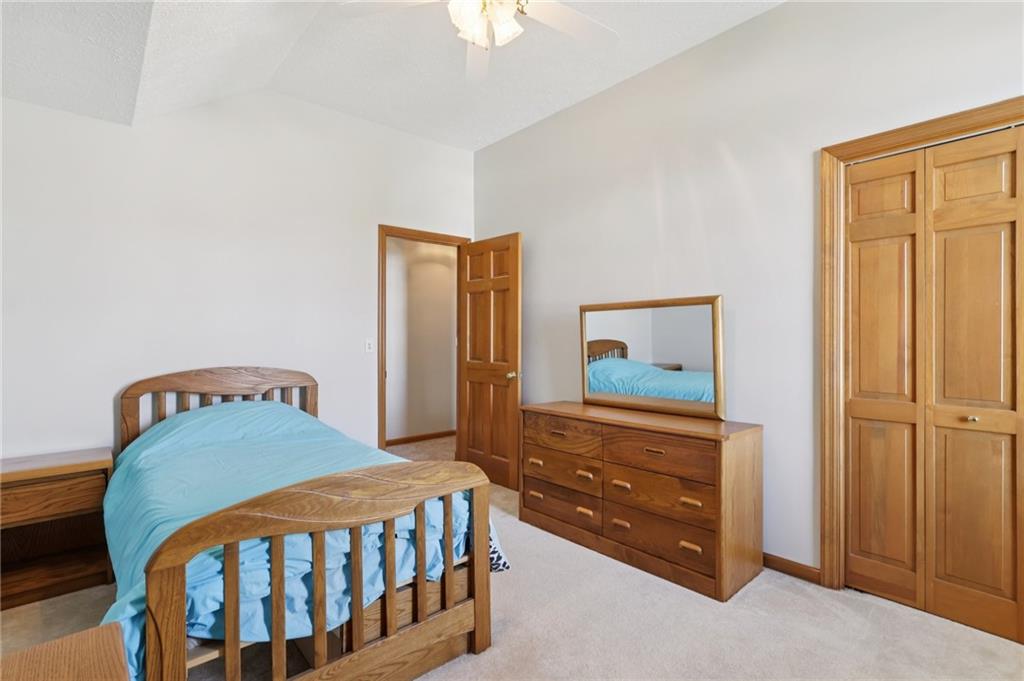 365 Cobblestone Circle McKees Rocks, PA 15136 - Photo 31 of 44