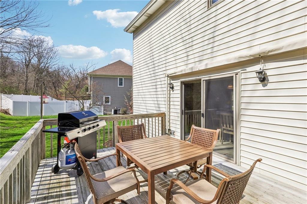 365 Cobblestone Circle McKees Rocks, PA 15136 - Photo 33 of 44