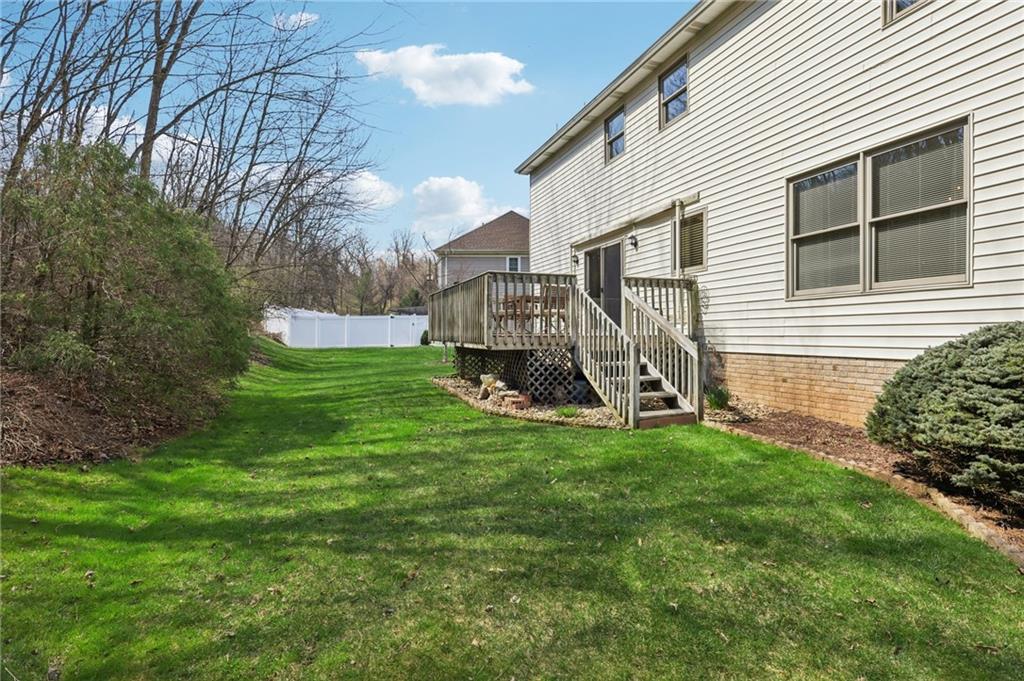 365 Cobblestone Circle McKees Rocks, PA 15136 - Photo 36 of 44