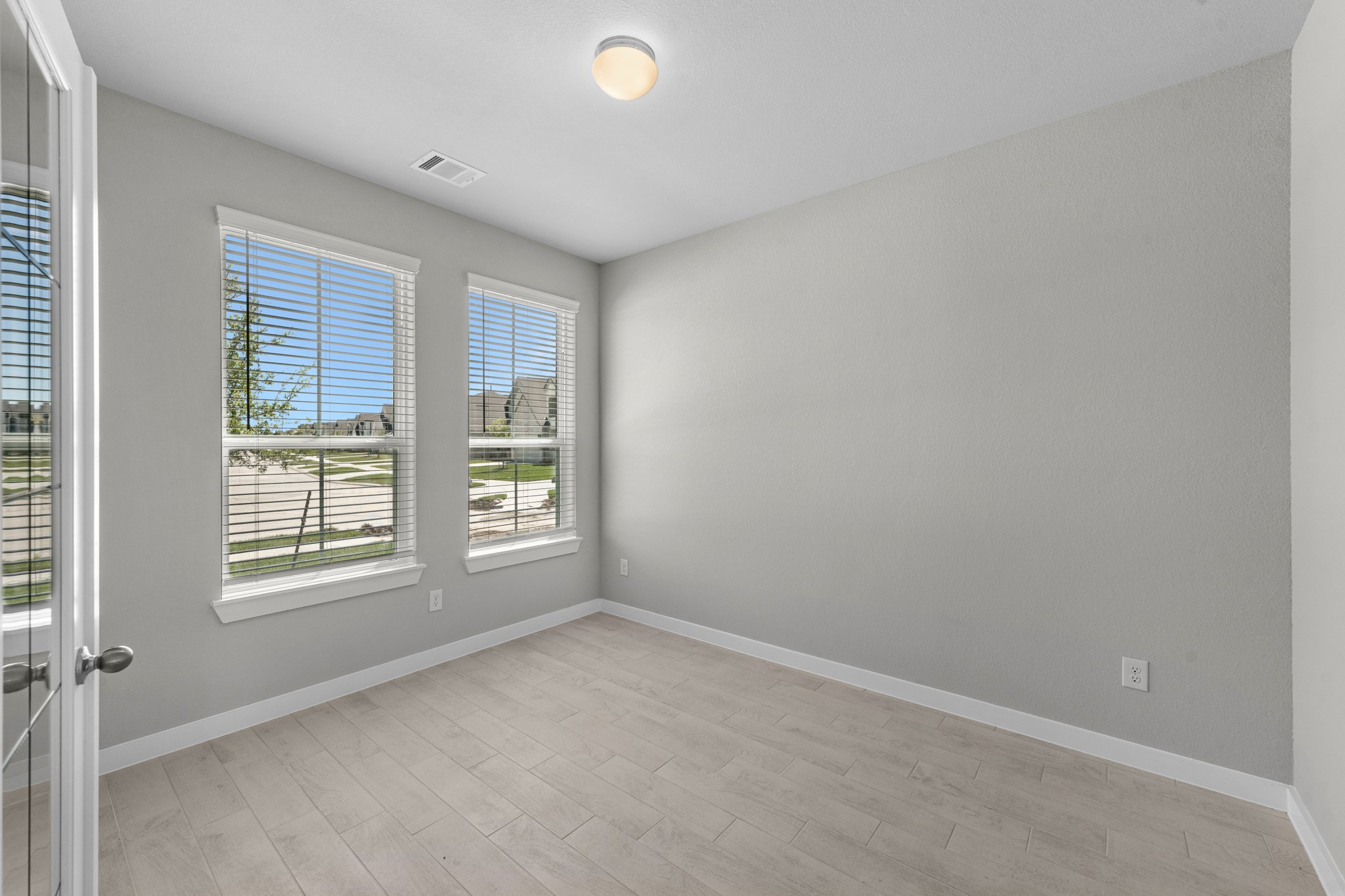 607 Yard Master Trail Rosharon, TX 77583 - Photo 17 of 31