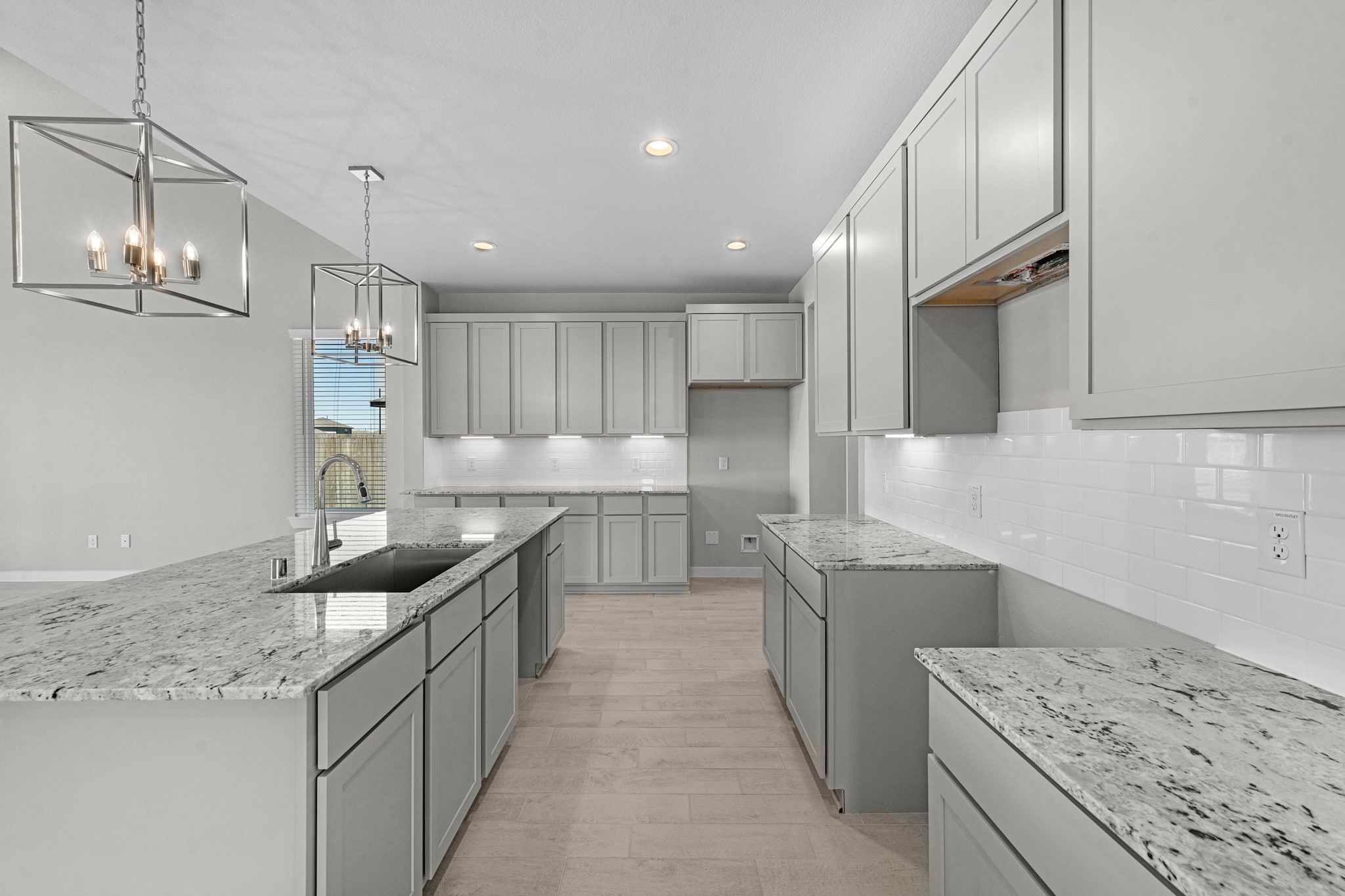 607 Yard Master Trail Rosharon, TX 77583 - Photo 5 of 31