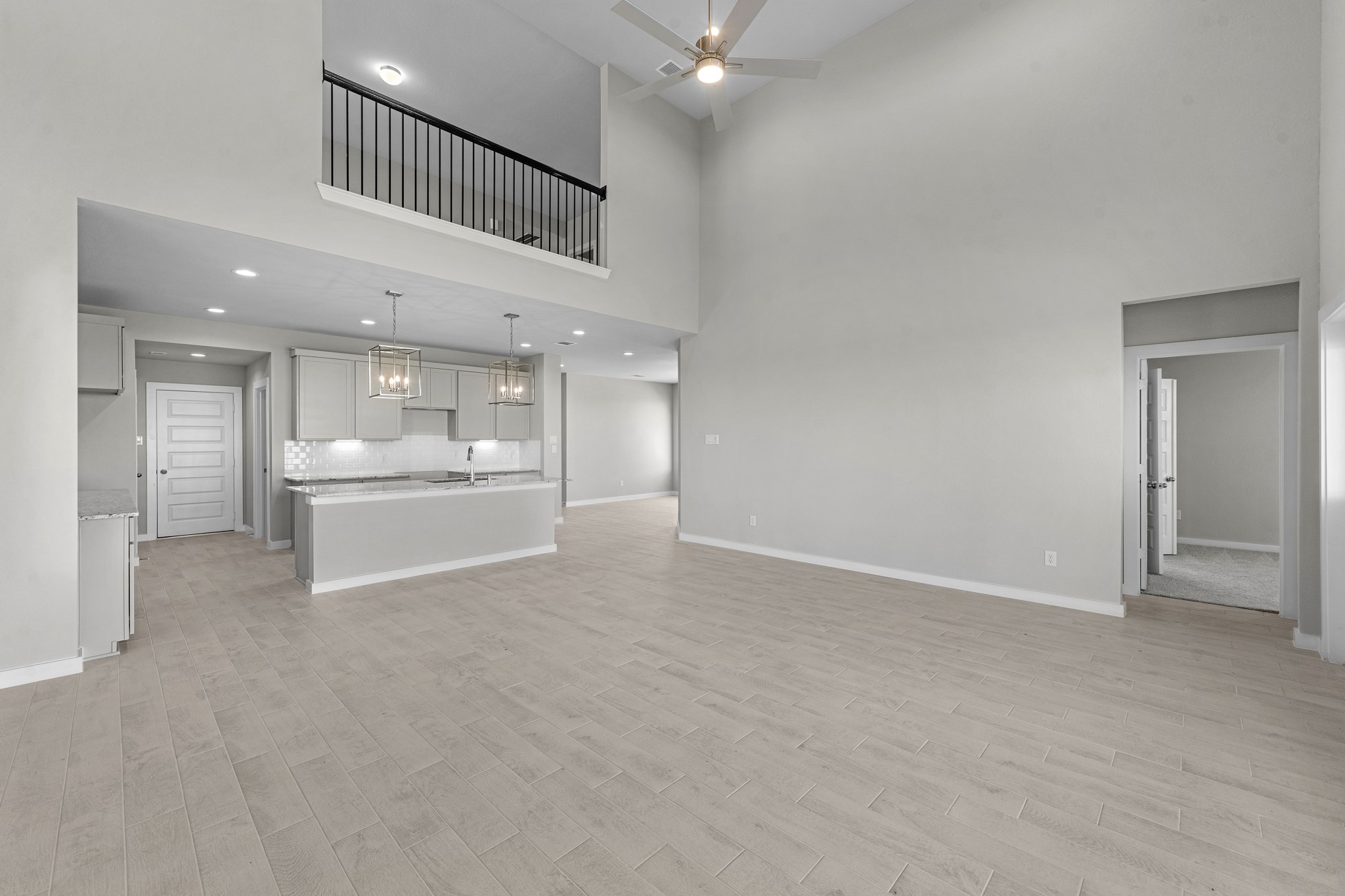 607 Yard Master Trail Rosharon, TX 77583 - Photo 8 of 31