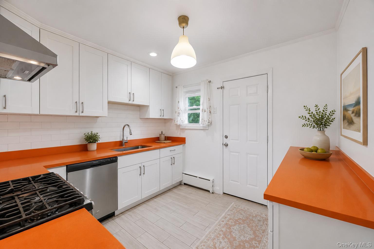 163 Miller Road Hicksville, NY 11801 - Photo 4 of 26