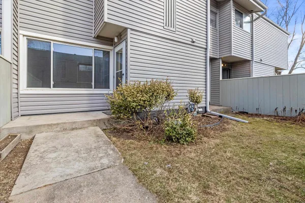 $160,000 | 442 East Bluff, Madison, WI 53704