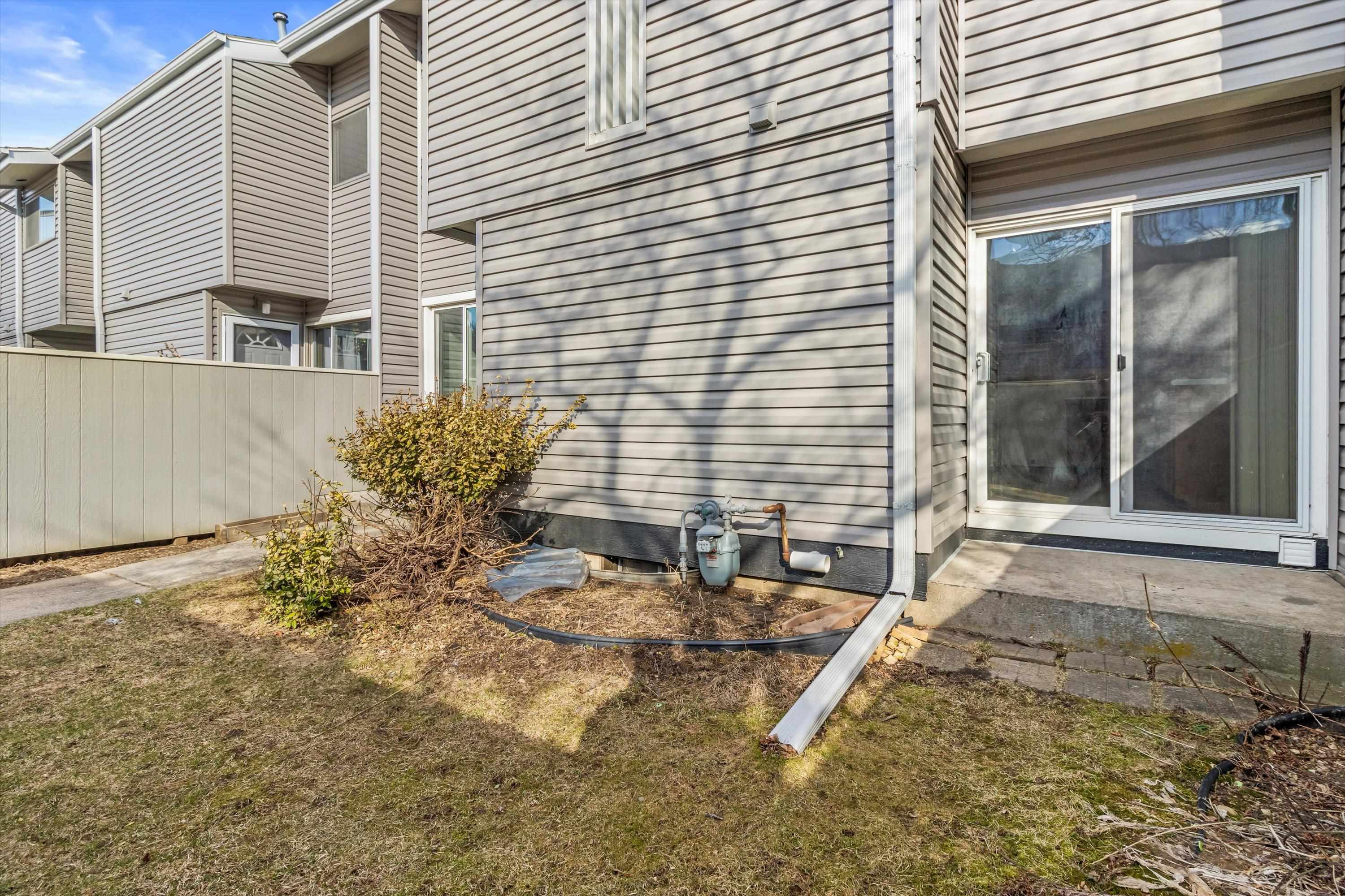 442 East Bluff Madison, WI 53704 - Photo 20 of 22