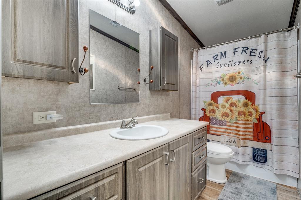 200 Farmhouse Road Springtown, TX 76082 - Photo 13 of 14