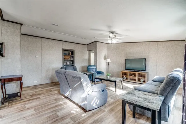 $235,000 | 200 Farmhouse Road, Springtown, TX 76082