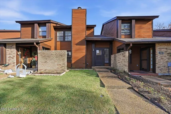 $190,000 | 46 Cascades Circle West, Clinton, MS 39056