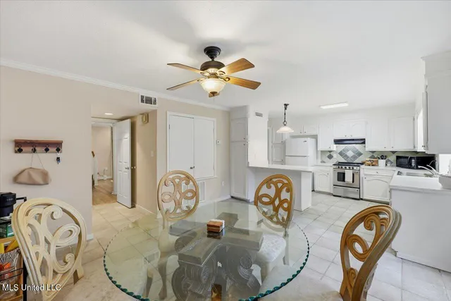 $190,000 | 46 Cascades Circle West, Clinton, MS 39056