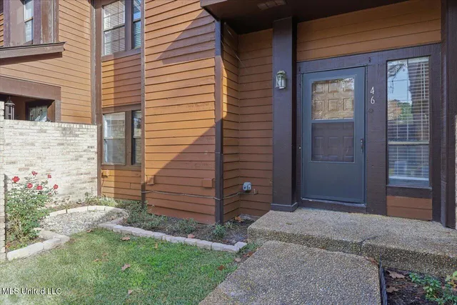 $190,000 | 46 Cascades Circle West, Clinton, MS 39056