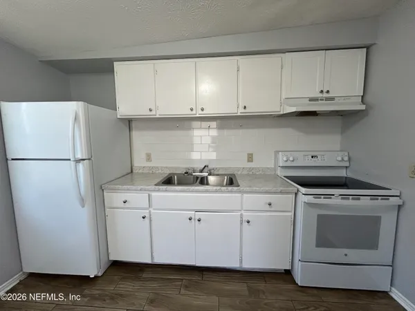 $850 | 3248 Phyllis Street, Jacksonville, FL 32205