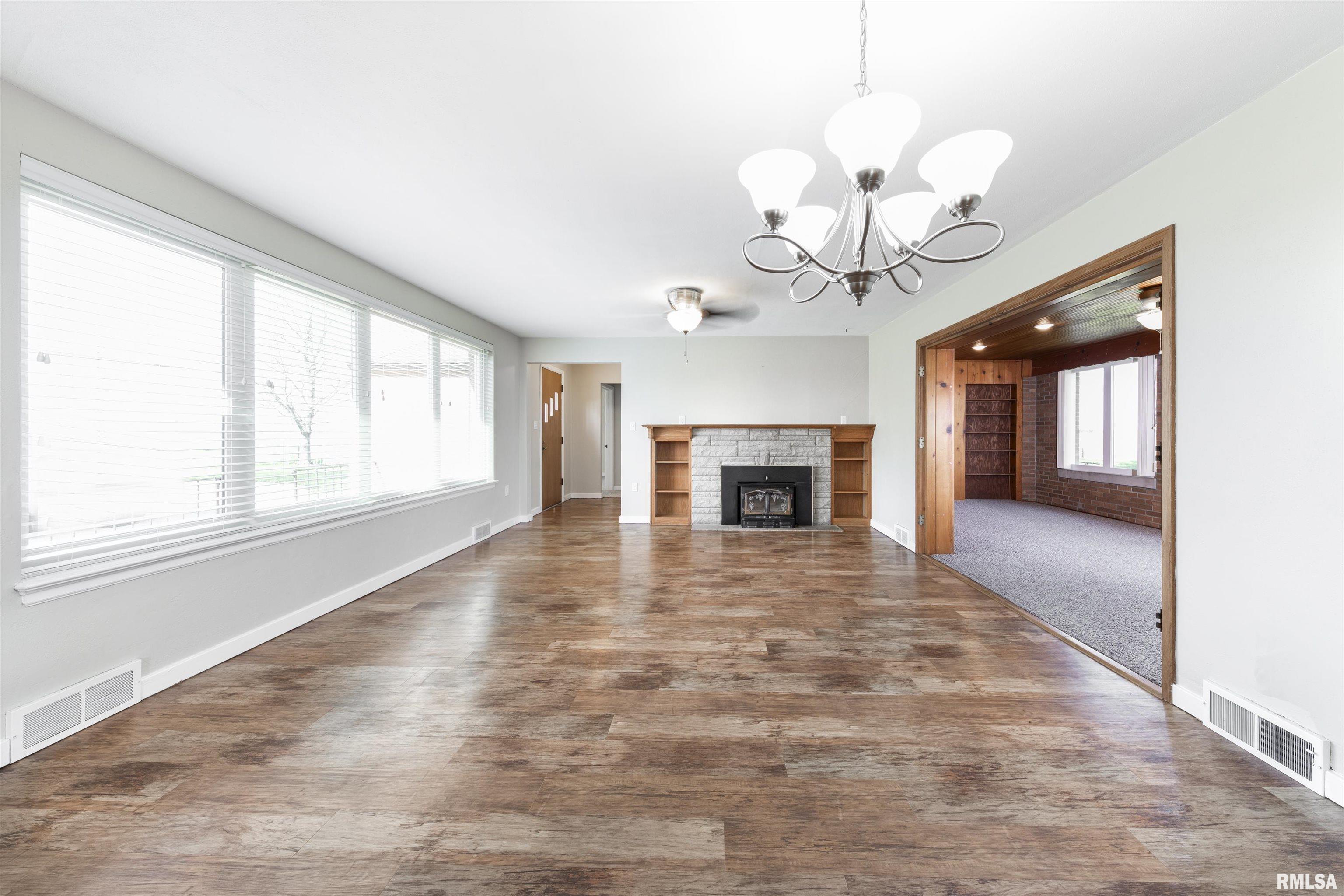 20209 West Farmington Road Trivoli, IL 61569 - Photo 11 of 45