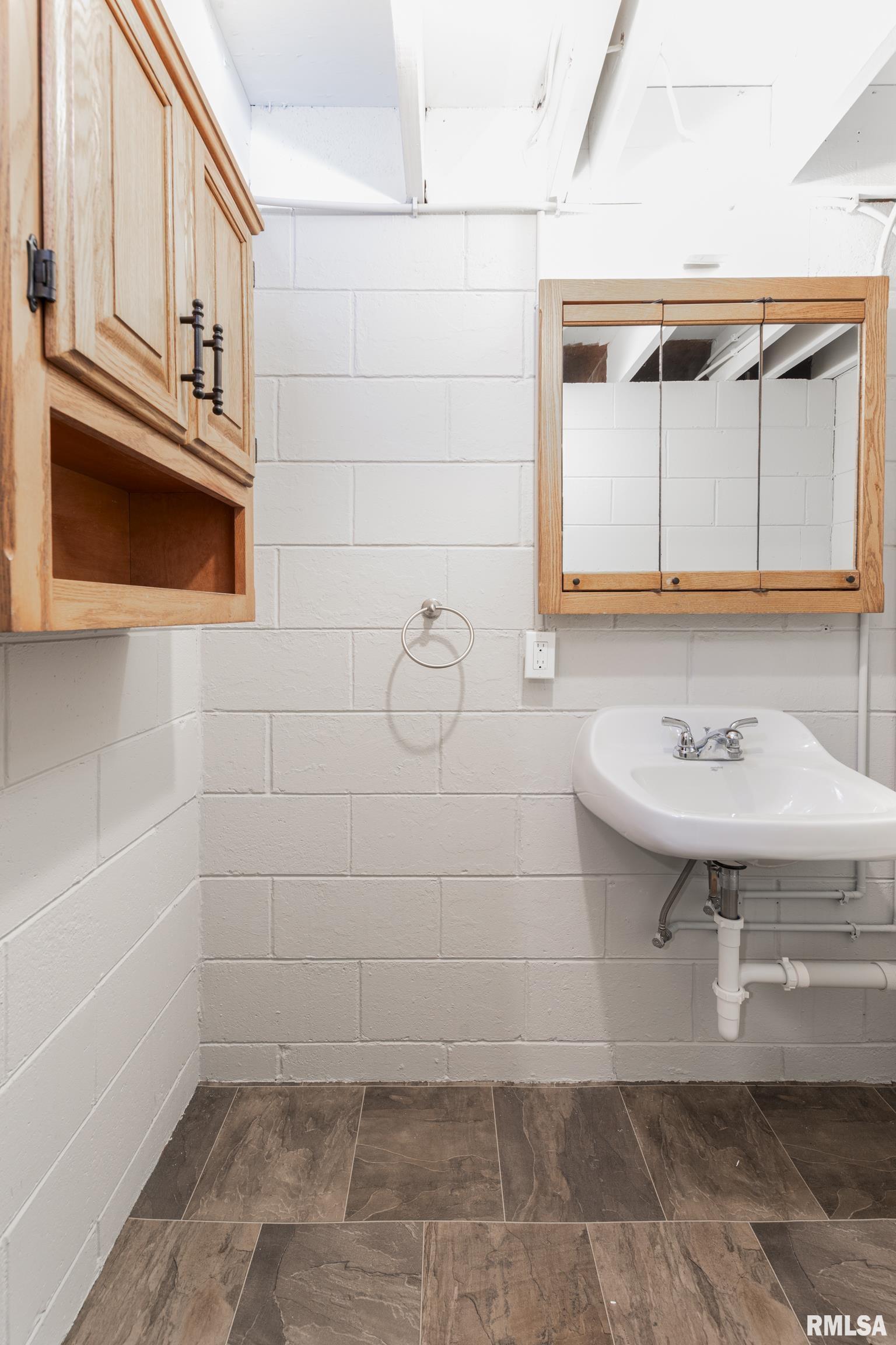 20209 West Farmington Road Trivoli, IL 61569 - Photo 21 of 45