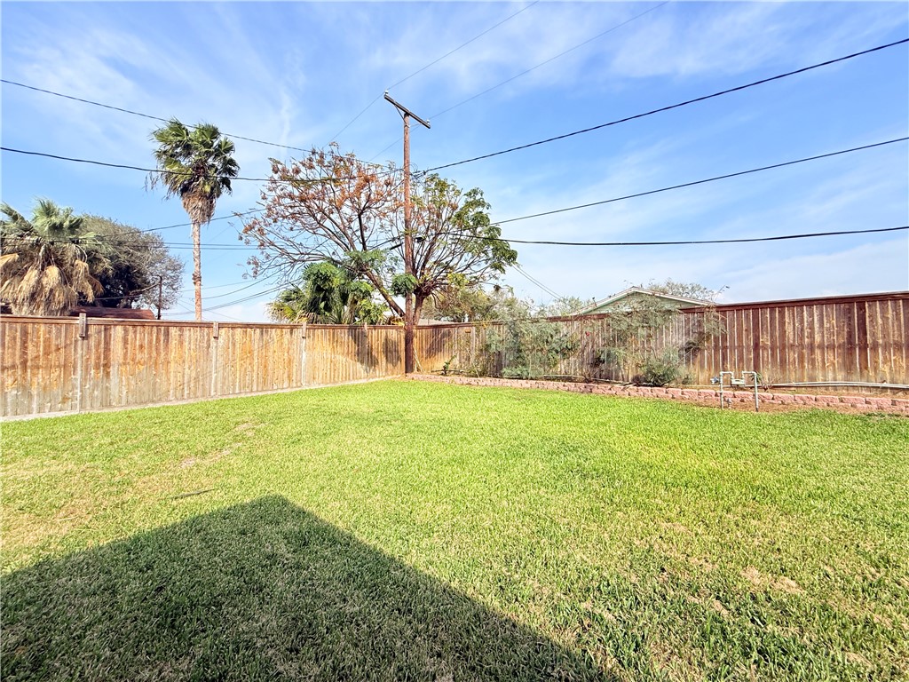 126 Marie Place Portland, TX 78374 - Photo 40 of 40 a view of a yard
