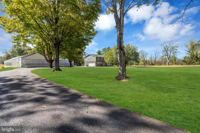 $828,000 | 70 MacKenzie Road, Hampton, NJ 08827