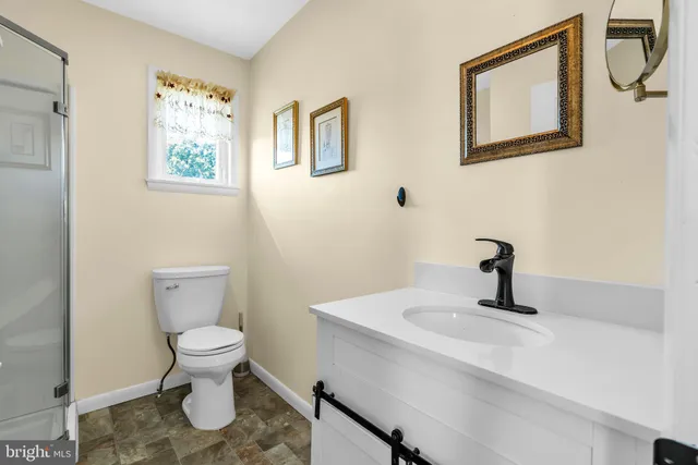 $828,000 | 70 MacKenzie Road, Hampton, NJ 08827