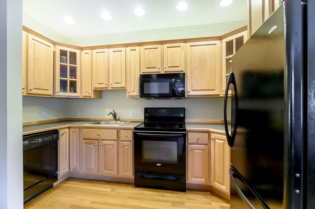 5 Porter Road, Unit 106 Andover, MA 01810 - Photo 5 of 11