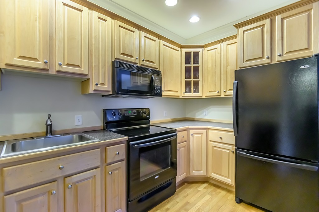 5 Porter Road, Unit 106 Andover, MA 01810 - Photo 6 of 11