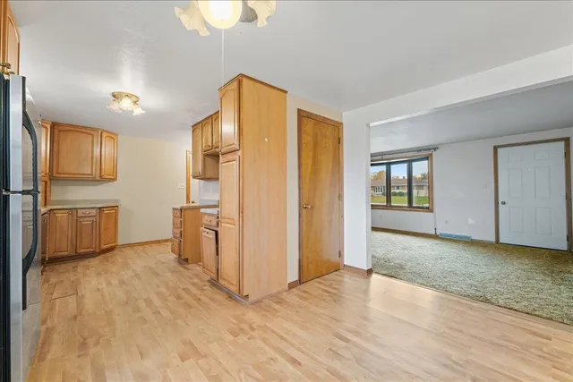 $200,000 | 838 Marydale Drive, Green Bay, WI 54313