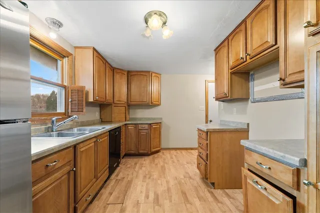 $200,000 | 838 Marydale Drive, Green Bay, WI 54313