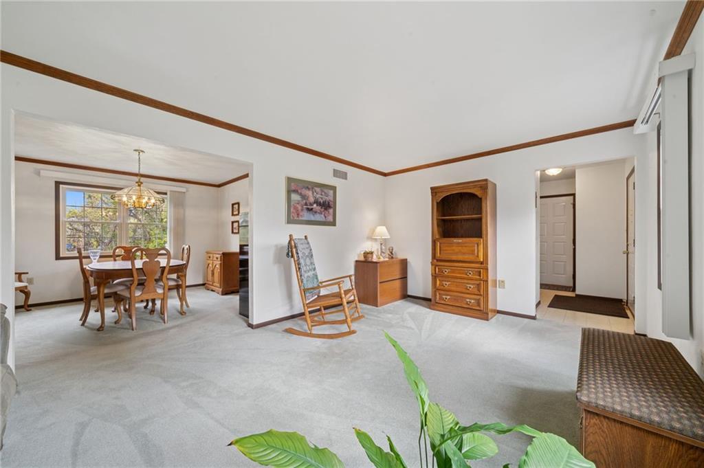 117 Darrow Road Monroeville, PA 15146 - Photo 9 of 42 Gallery Image 9